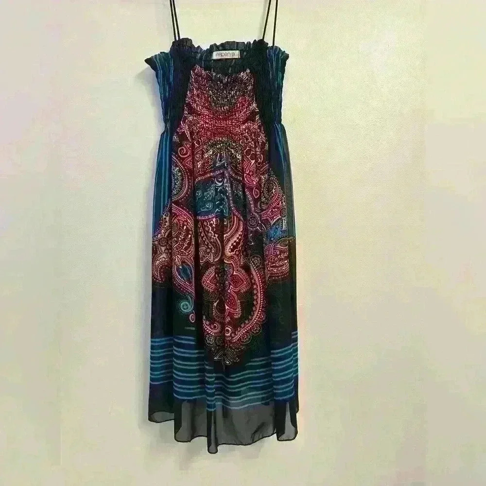 Woman M/L Arden B dress. Multicolor dress